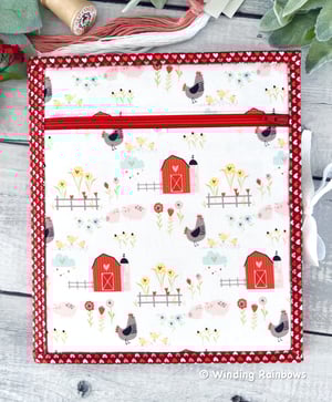 Image of The Simple Stitching Organizer/1 Bobbin/1 Zip/Poppie Cotton