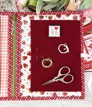 Image of The Simple Stitching Organizer/1 Bobbin/1 Zip/Poppie Cotton