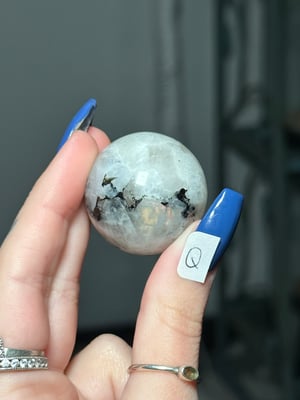 HIGH QUALITY RAINBOW MOONSTONE SPHERES P-T