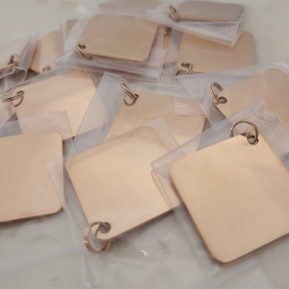 Image of 10 Pack of Square 3cm x 3cmTag Rose Gold Tone Steel Engravable Blanks