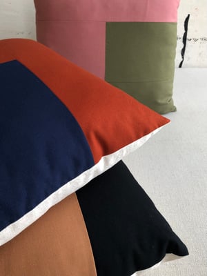 Image of COLORBLOCK Pillow - Paprika/Navy