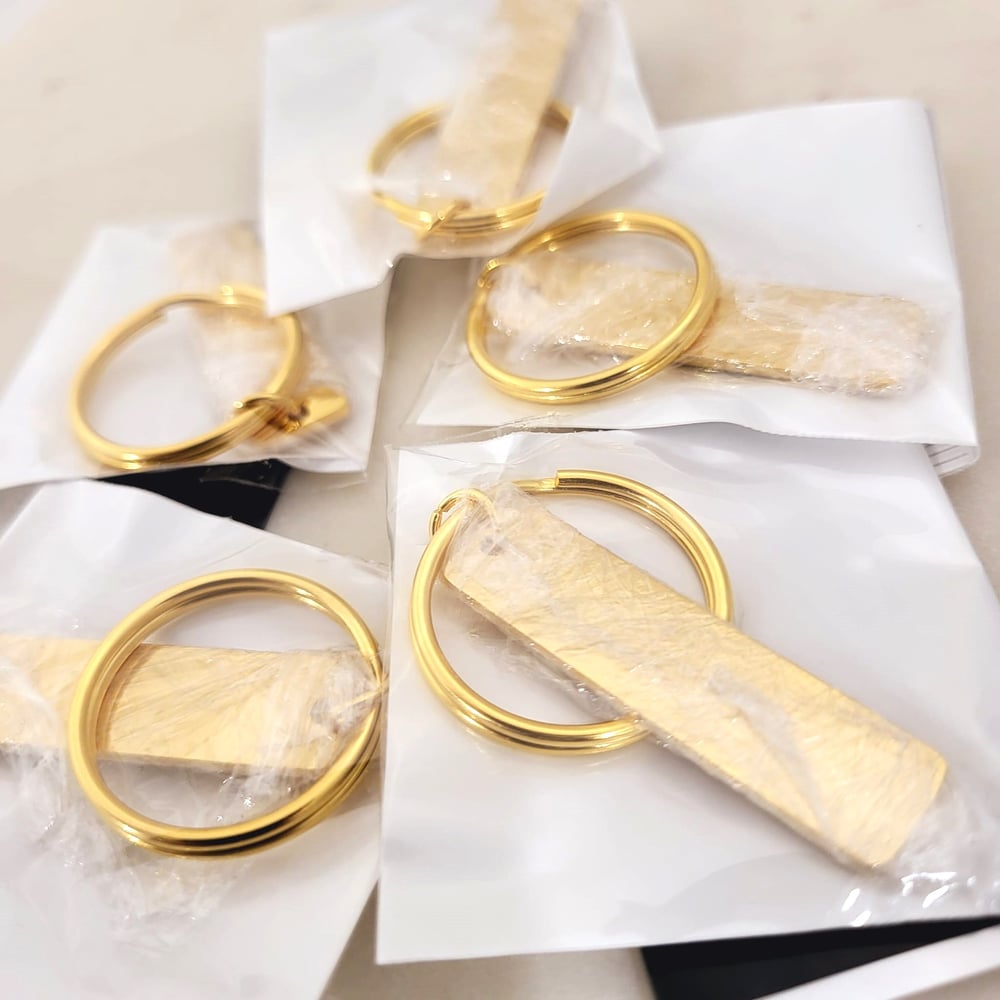 Image of Rectangle Gold Tone Steel Keychain Blanks for Laser Engraving - 5 in Pack