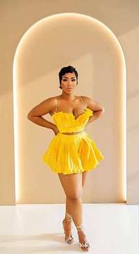 Image 4 of Bloom Short set