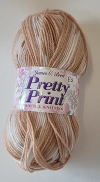 Image 3 of Pretty print DK variegated yarn
