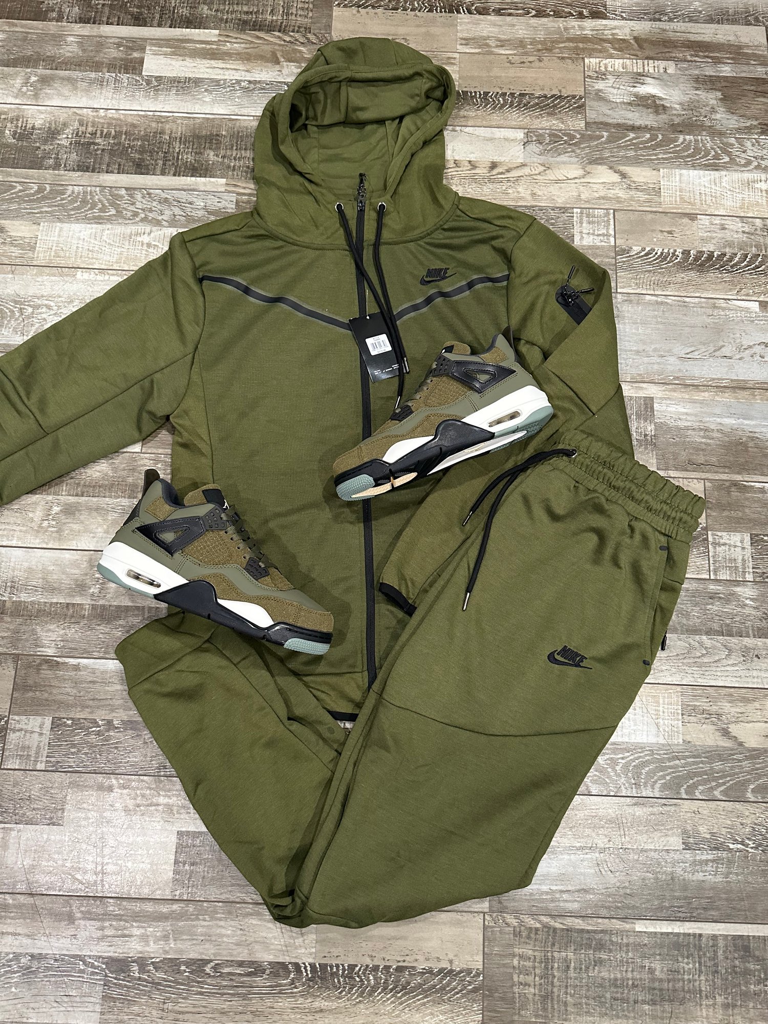 Image of Men Nike  Set( Olive green)