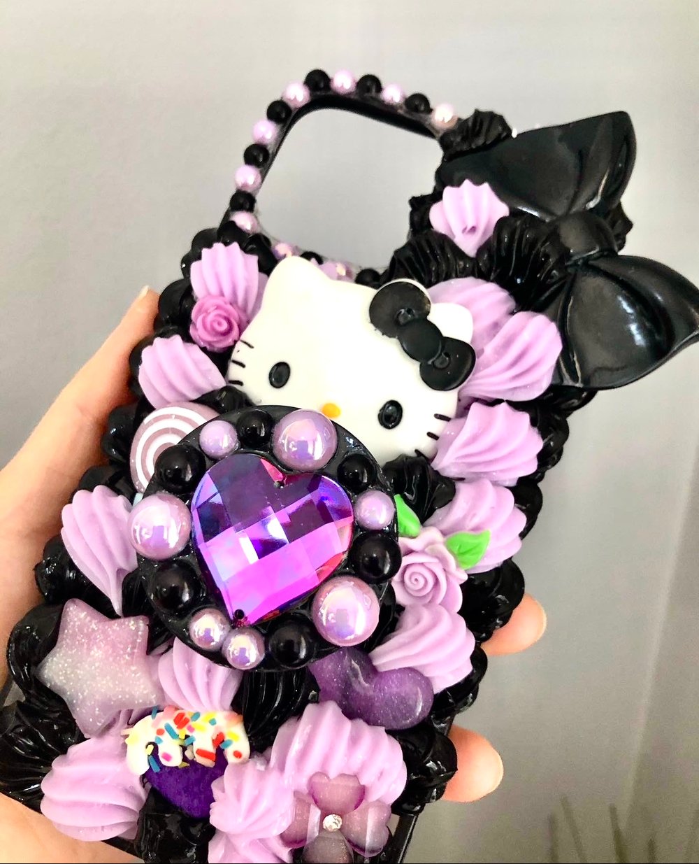 Black purple kitty decocen phone case