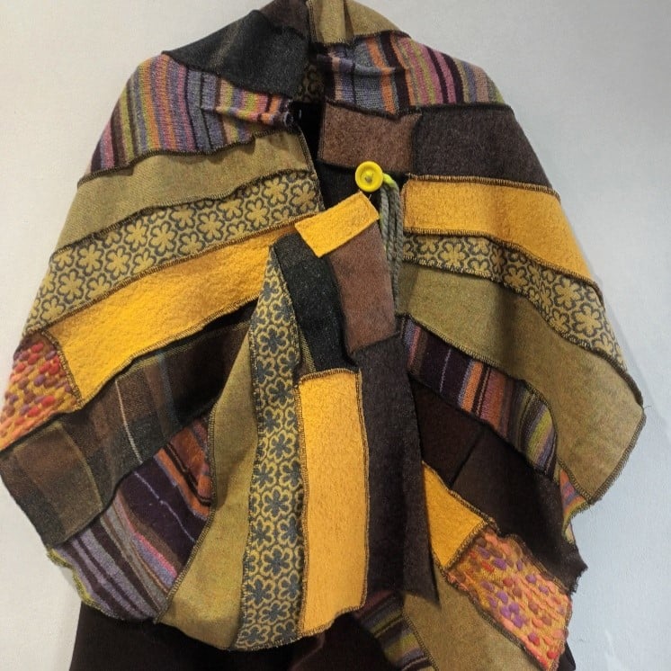 Image of the SHANCHO...yellow and burgundy