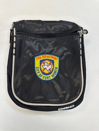 FWFD Hanging Toiletry Kit