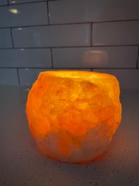 Image 1 of Himalayan Salt Natural Candle Holder + 4 Pure Beeswax Tea Light Candles