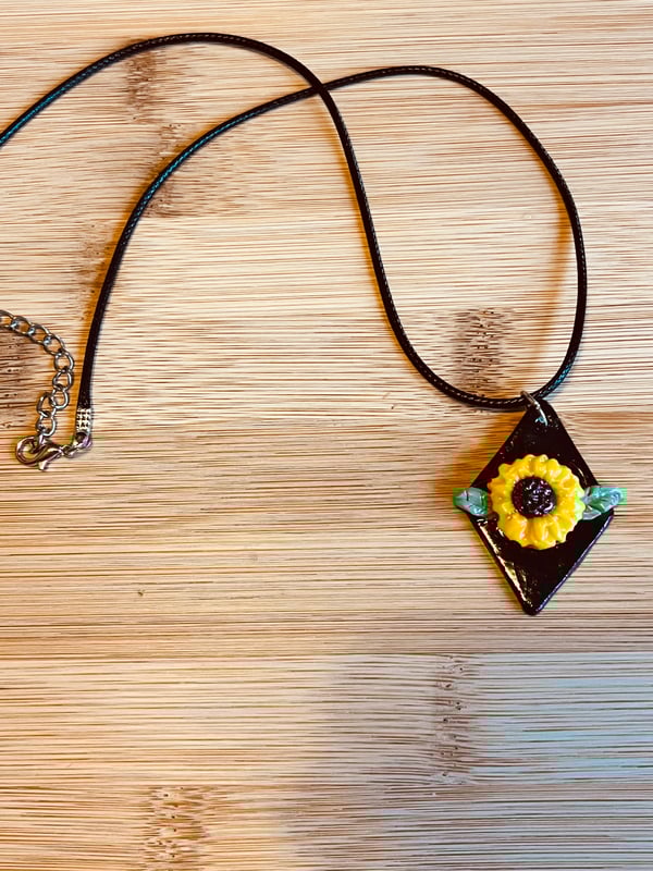 Image of Black Diamond sunflower