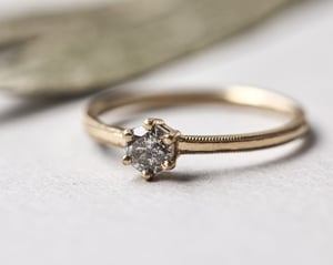 Image of 18ct Yellow Gold, Brilliant cut, grey Salt and Pepper diamond Milled edge ring (LON224)