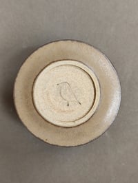 Image 4 of Petite tasse texturée en grès et émail brun
