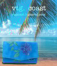 Image 3 of Island Flower Wallet