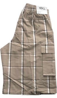 Image 4 of SHAKA WEAR KHAKI MEN’S RELAXED FIT PLAID CARGO SHORTS