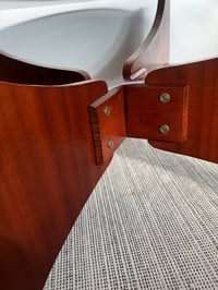 Image 5 of MESA DE CENTRO DE VIDRIO AHUMADO, AÑOS 70