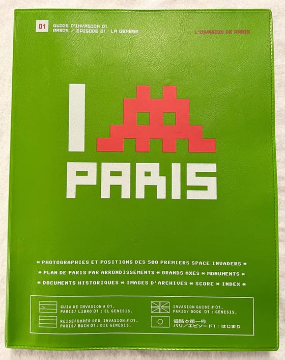 Image of Invader, L' INVASION DE PARIS First Edition 