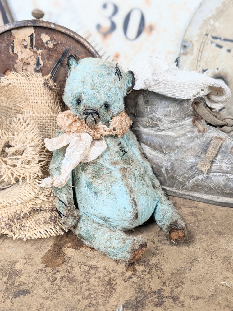 Image of 5" - old Shabby-Vintage distressed all blue fat grizzly bear  by whendi's bears.