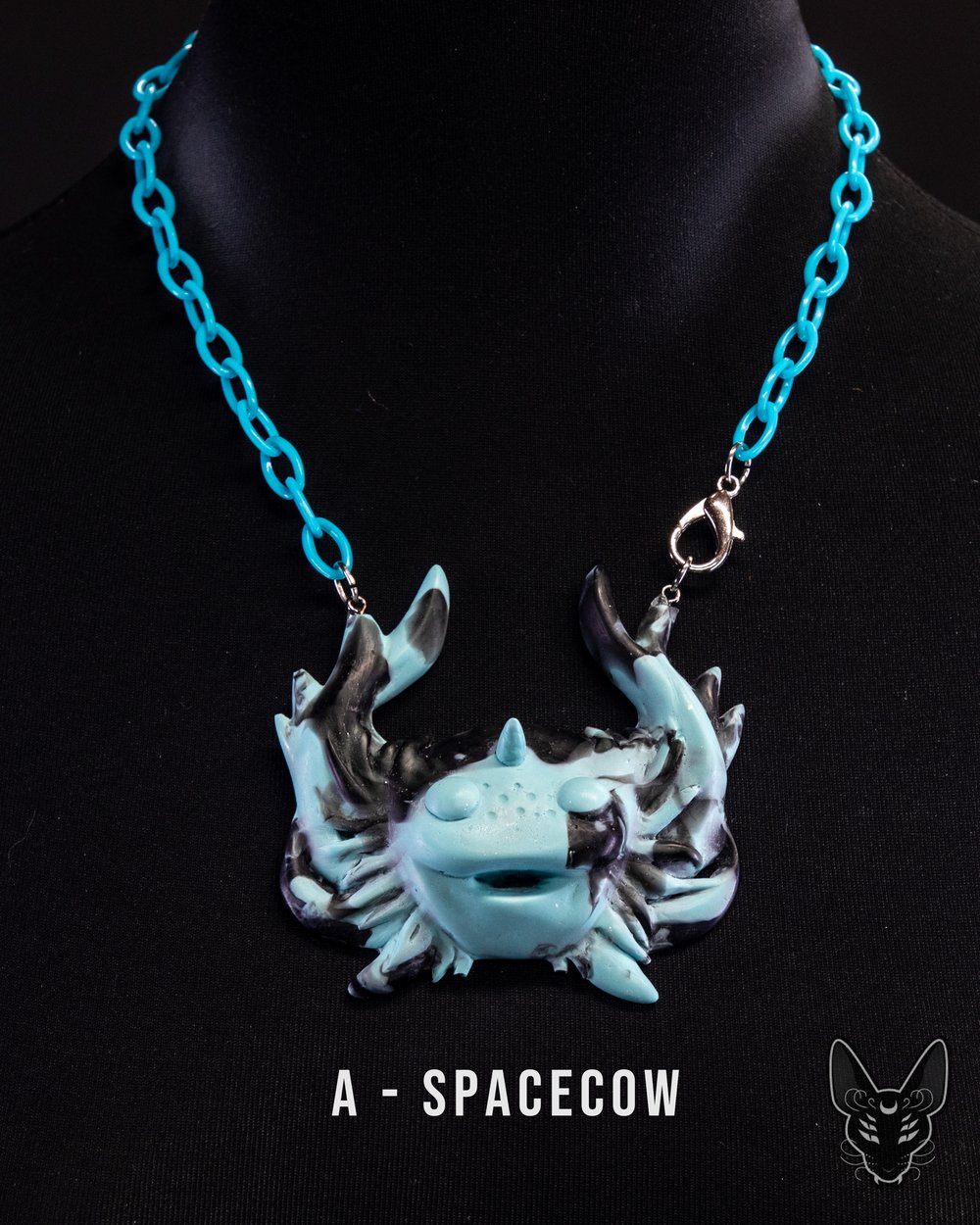 Two-Toned Axolotlcorn Necklaces (2 color options) 