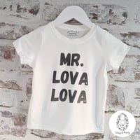 T-SHIRT: Mr Love Lova