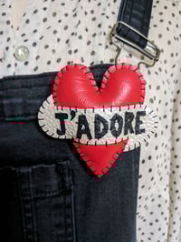 Image 7 of Amy Winehouse Personalised Heart Brooch 