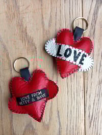 Image 2 of Amy Winehouse Personalised Heart Keyring
