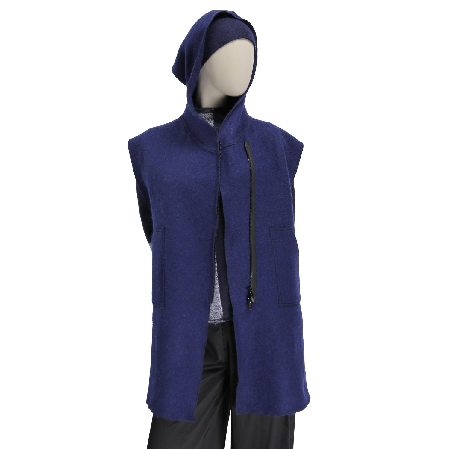 Image of  VESTE A CAPUCHE  LAINE  VFH024_03_021