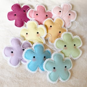 Image of Mini Flowers