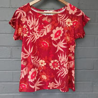 KylieJane Tshirt -red floral