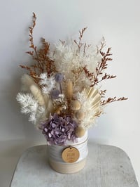 Image 1 of Neutral and lilac everlasting 