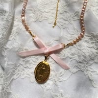 Image 4 of THE LILY LOCKET (PEARL)