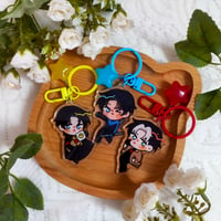 [last stock]Robins Acrylic Keychain