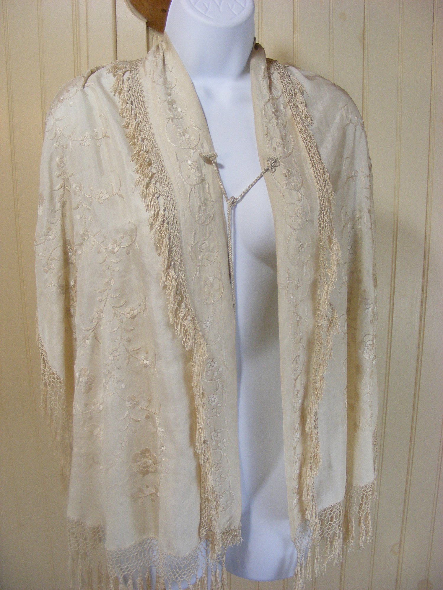 Victorian 1880s Ivory Silk Shawl Wrap Fringed Embroidered 