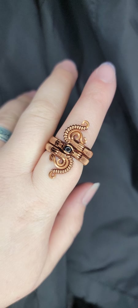 Image of Swirl ring size 9