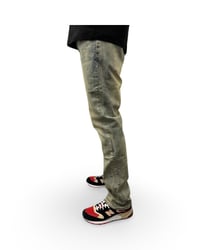 Image 2 of Flare Jauni Jean
