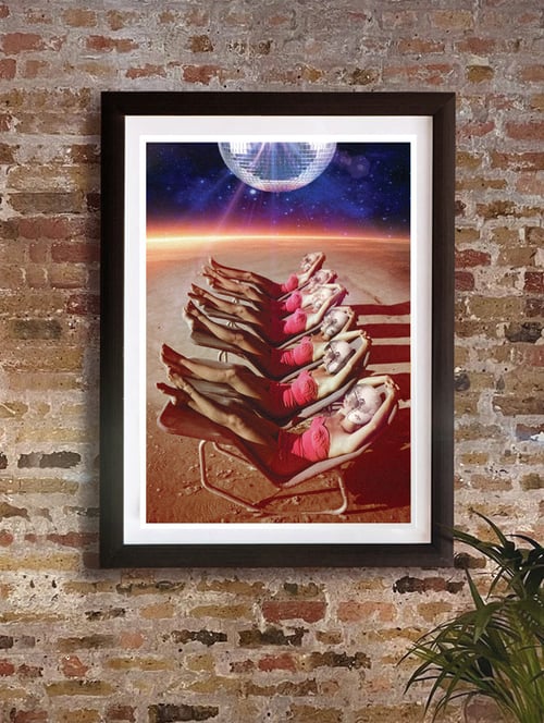 Image of Sun, Sea & Solar Systems