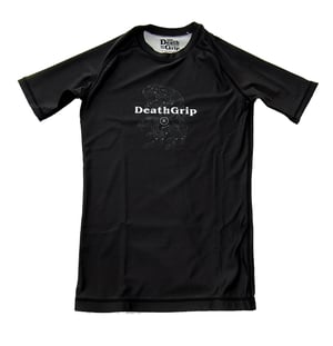 Image of 'Kaeru Kuzushi' rashguard.