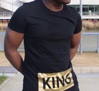 SIGNATURE T-SHIRT GOLD BLOCK
