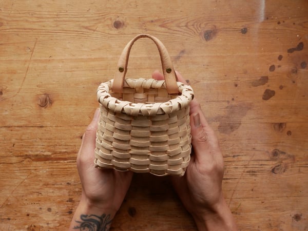 Image of MINI WALL BASKET WITH NATURAL VEG TAN LEATHER NO.2