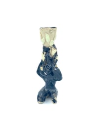 Image 1 of Daphne
