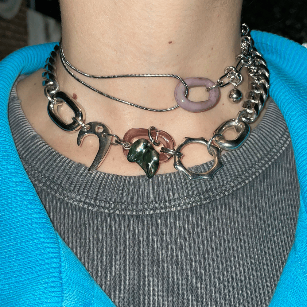 reflective ciro choker