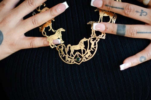 Image of Vintage Rahvan Gold Tone Arabian Horses Necklace