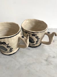 Image 4 of Tasse Baiser #2