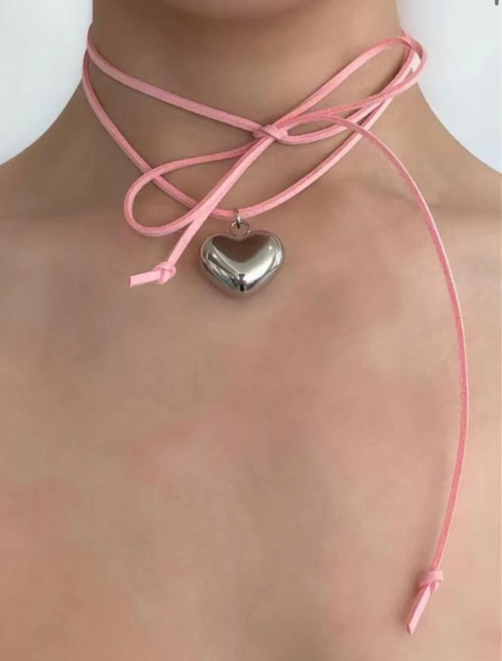 Image of PUFFY HEART STRING CHOKER NECKLACE