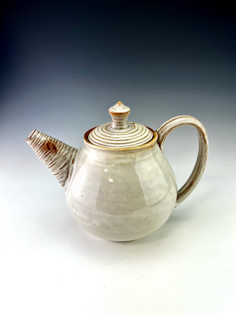 Image of Large teapot (WBSM)