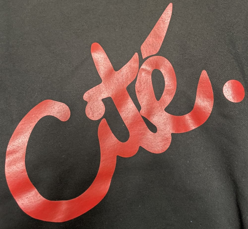 [1/1] Hoodie CITÉ. (Rouge/L.)