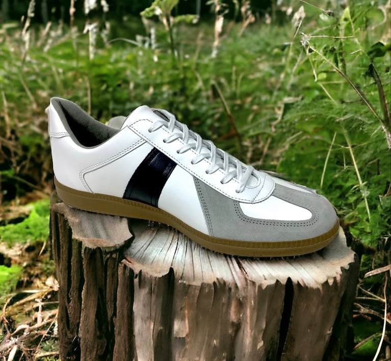 VEGANCRAFT original German army trainer sneaker white bk made in Slovakia Image 3