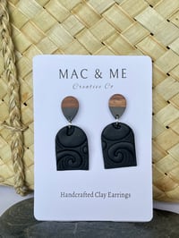 Image 2 of koru - black 
