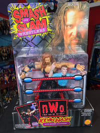 Image 2 of KEVIN NASH (& PALE REFEREE) SMASH N SLAM WCW TOY BIZ 1999 FIGURE