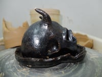 Image 3 of Monstre skull incense holder