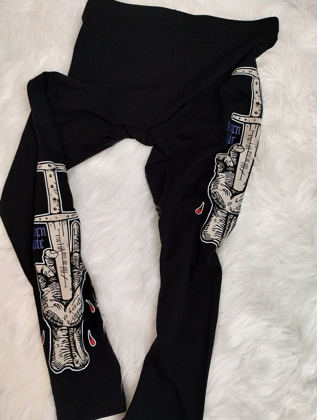 DAGGER HAND LEGGINGS